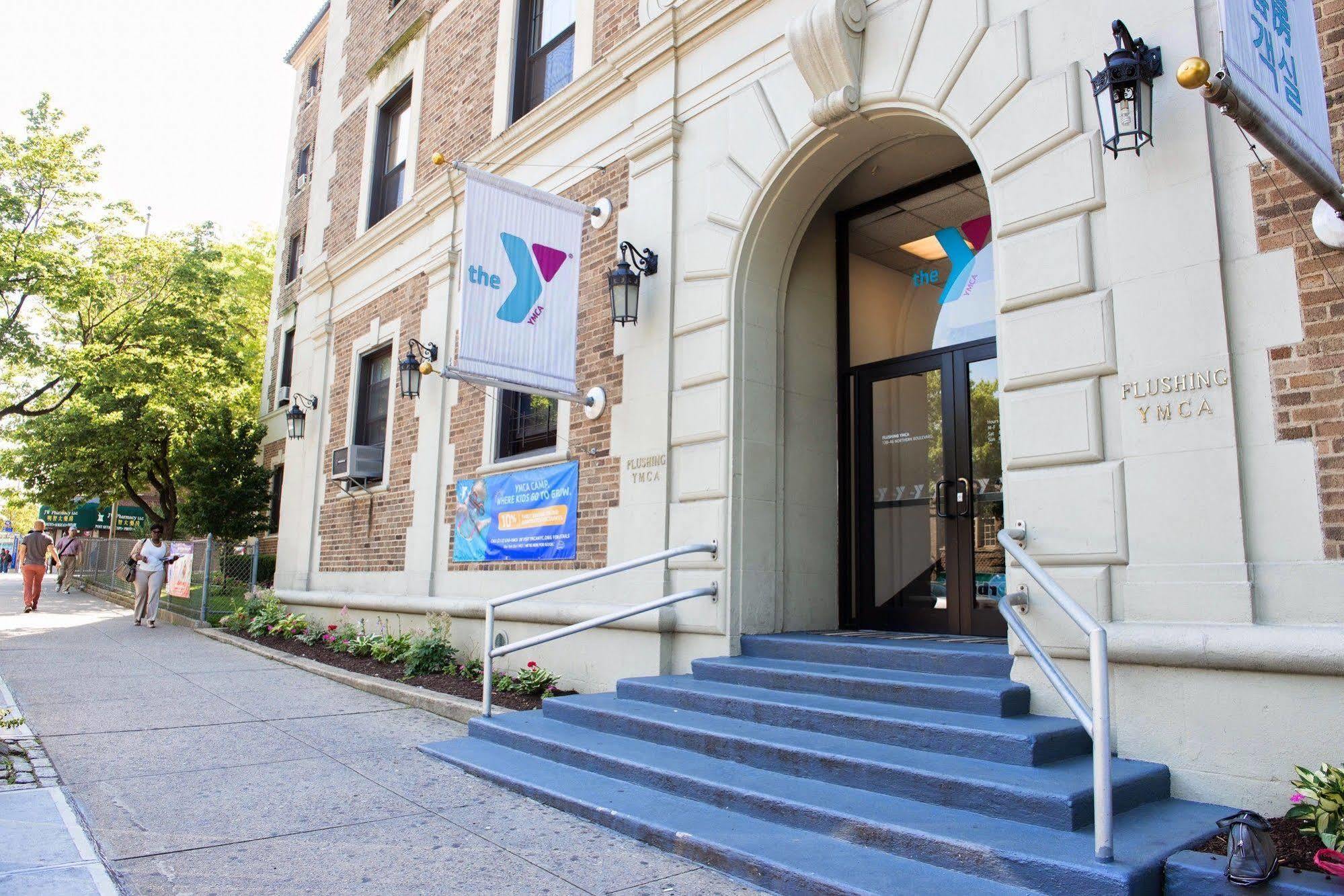 Flushing Ymca Albergue *