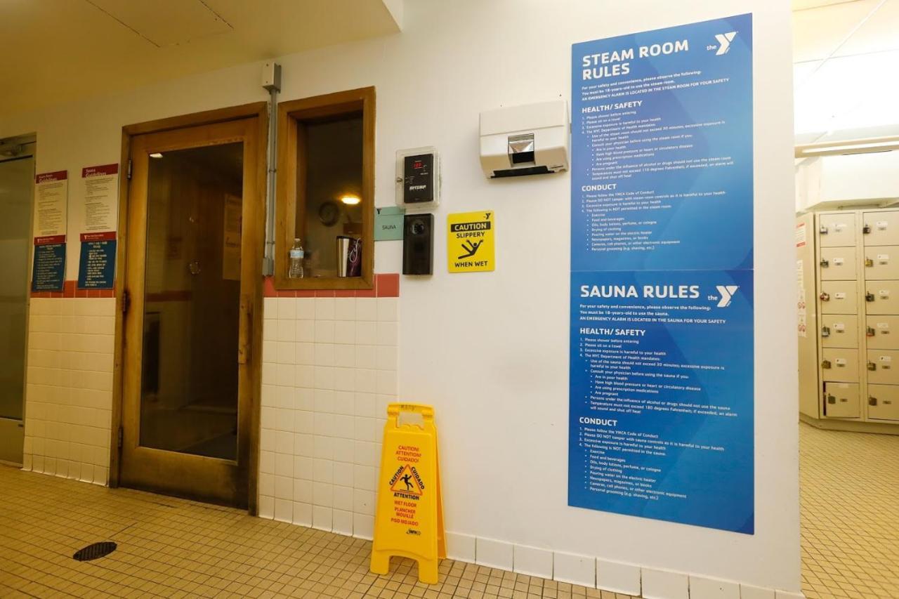 Albergue Flushing Ymca *
